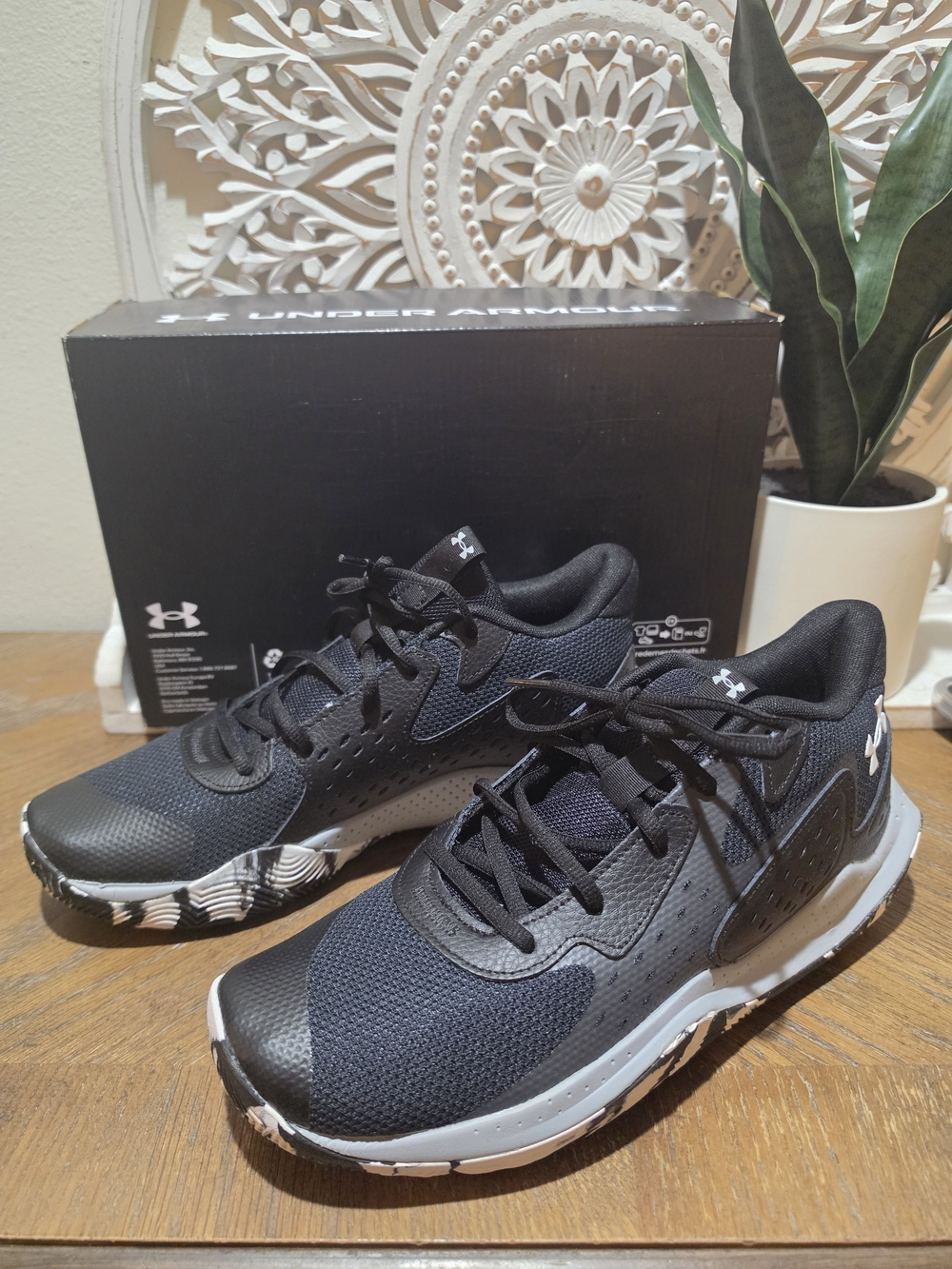 NWOT Under Armour JET 23' Men's Black Athletic Training Shoes SIZE 12